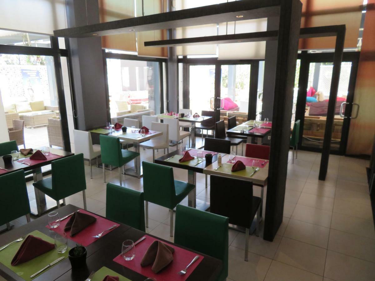 Ibis Oran Les Falaises 외부 사진